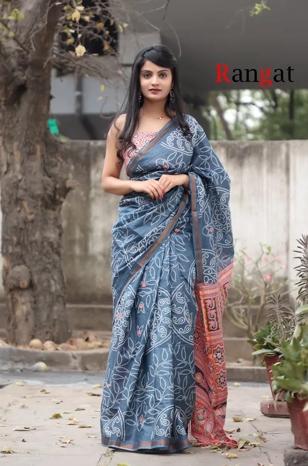Handicraft_Women's_Bandhani_Print_Pure_Soft_Cotton_Saree_With_Zari_Border_And_Blouse_Piece_Rangat_Grey_With_Blouse_Piece